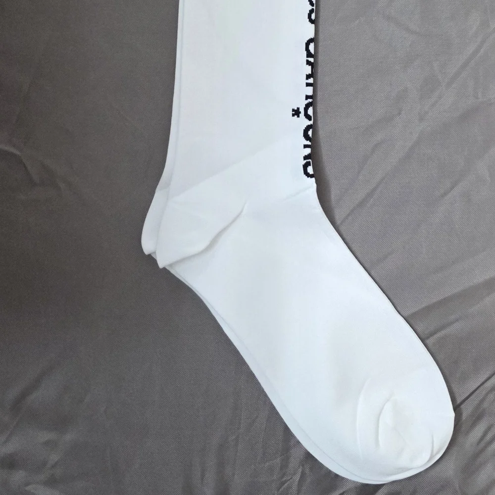 NWT Comme des Garcons White logo socks Sz L